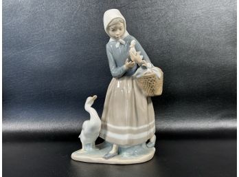 Vintage Lladro Figurine: Shepherdess With Ducks