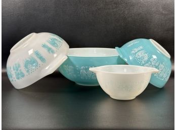 Vintage Pyrex Mixing Bowls In Turquoise & White, Butterprint Pattern