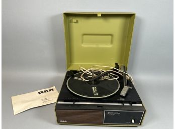 Vintage RCA Portable Phonograph
