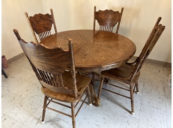 Round Oak Dining Table With Four Chairs