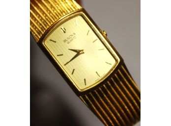 Very Fine Ladies Bulova Quartz Gold Overlaid Bracelet Wristwatch