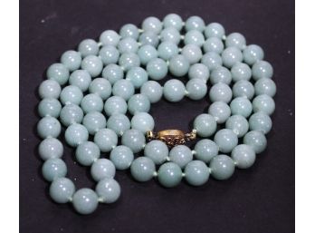 Very Fine Chinese Jadeite Or Jade Hard Stone Beaded Necklace Silver Clasp 36' Long