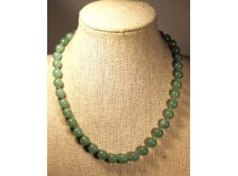 Fine Chinese Jade Jadeite Beaded Choker Necklace 15' Long