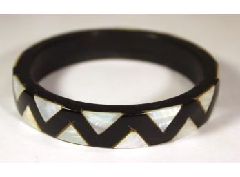 Fine Mother Of Pearl And Wood Inlay Bangle Bracelet Chevron Motif