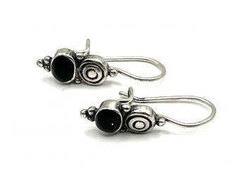 Vintage Southwest Sterling Silver Onyx Color Earrings