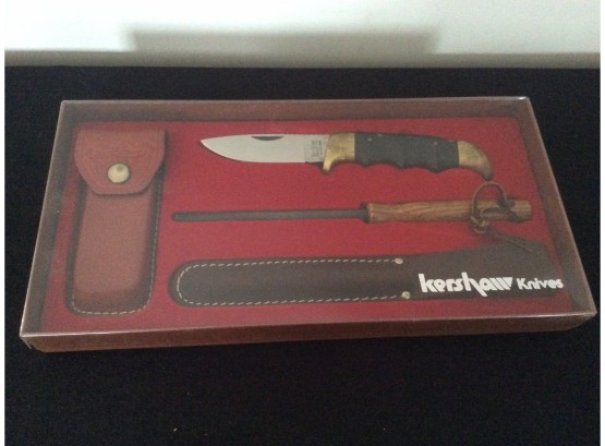 OLD Knife Set In Box