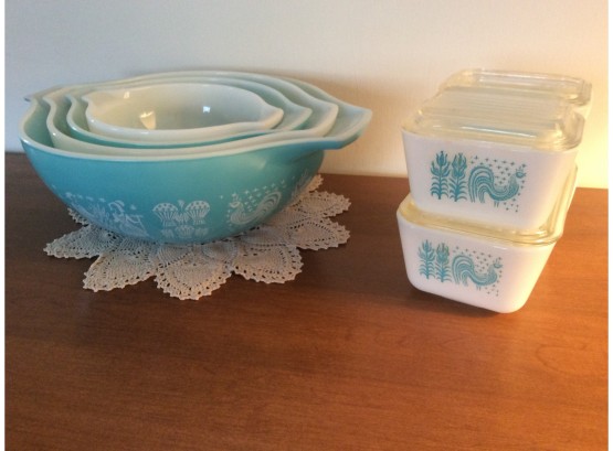 Beautiful PYREX Blue Nesting Bowl And Refrigerator Dishes