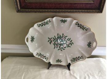 Lennox Holiday Pattern  Platter With Handles And Round Platter