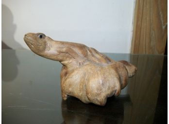 Interesting Vintage Folk Art Carving Of A Frog Carved From A Piece Of Burl Or Fungus