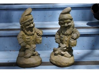 Nicely Detailed Pair Of Garden Gnomes - Stand 13' Tall