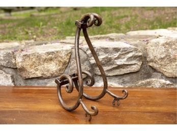 Wrought Iron Style Picture Frame Stand