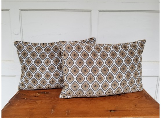 Pair Of Kaleidoscopic Chevron Motif Accent Pillows