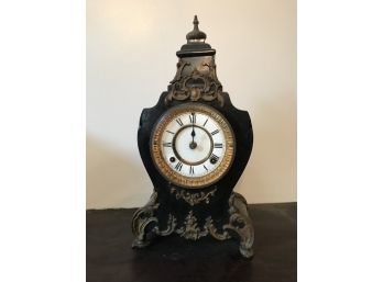 Fine Antique Waterbury Clock Co. Mechanical Key-Wind Mantel Clock