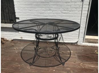 Large Round Metal Outdoor Patio Table