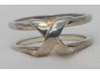 Sterling Silver Size 7 'X' Ring ~ 3.89 Grams