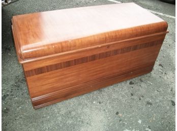 Fabulous ART DECO Water Fall Blanket / Cedar Chest - Great Condition !