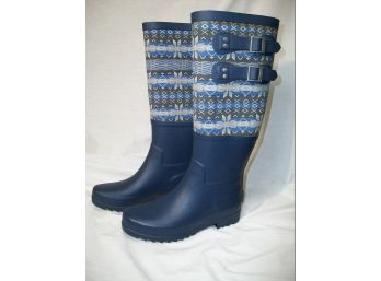 Like New UGG Tall Boots Size 5 W/Pattern  - APPEAR TO BE NEVER WORN !