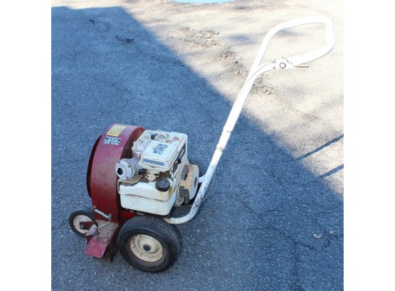 GIANT VAC Gas Powered Leaf Blower 5HP-MILFORD PICK UP