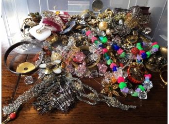 HUGE ASSORTMENT Of Costume Jewelry, Bits & Pieces, Odds & Ends - GREAT LOT !
