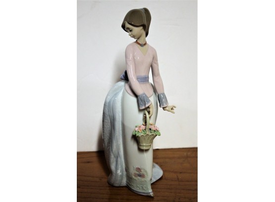 Retired Lladro Collectors Society 'Basket Of Love' Porcelain Figurine W/Original Box