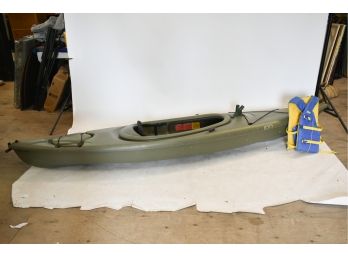 Potomac 10' Kayak With Life Vest