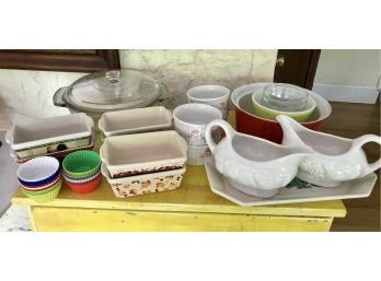 Lots Of Miscellaneous Baking Items