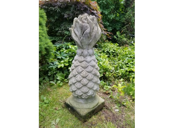 Vintage Garden Decorative Concrete Pineapple Sculpture