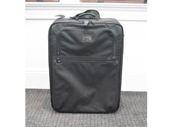 Tumi Luggage  19x10x26 (Retail $900)