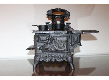 Vintage 1920's Crescent Toy Stove - Looks Complete With Pots And Pans