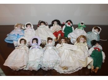 Large Collection Of 13 Gift Of Gorham Nursey Rhymes Porcelain Dolls By Hummel