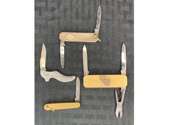 Lot Of 4 Vintage Pocket Knives