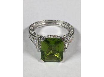 Gorgeous Sterling Silver / 925 Ring W/Deep Intense Green Stone W/Pave CZ's W/Box