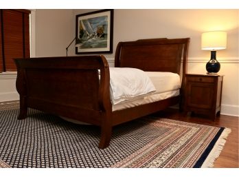 Set Of 3 Pennsylvania House Solid Wood Queen Size Bed Mattress Night Stand And Lamp