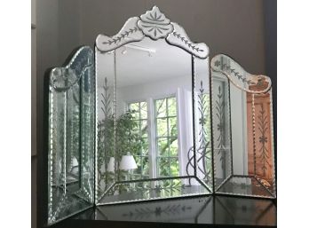 Timeless Elegance Trifold Dresser Mirror