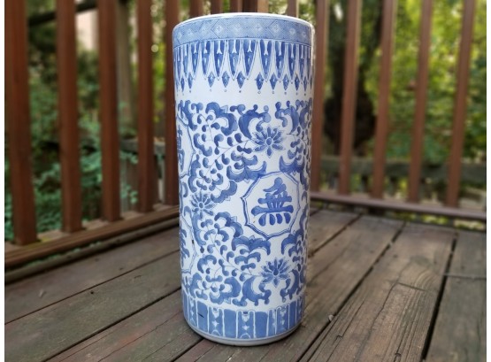 Vintage Chinese Blue & White Porcelain Umbrella Stand