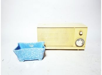 Vintage Radio And Pottery Duo
