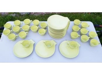 Vintage Shell Luncheon Service For 22