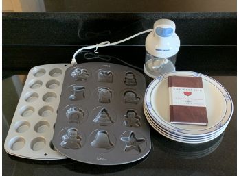 New Black & Decker Electric Chopper, Muffin And Holiday Baking Tins, Plates And A Wine Journal