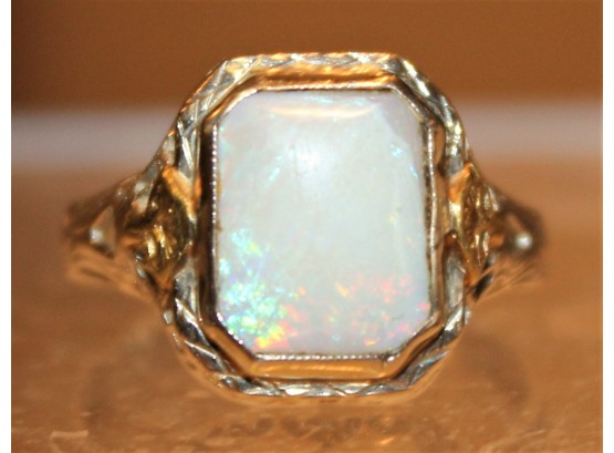 Very Pretty Antique 14K White & Yellow Gold W/Fire Opal Ladies Filigree Ring