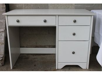 White Painted Wood Desk With 4 Drawers - Great For Child Or Dorm Room