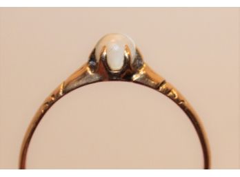 Antique 10K Yellow Gold & Moonstone(?) Stone Size 8.5' Ladies Ring