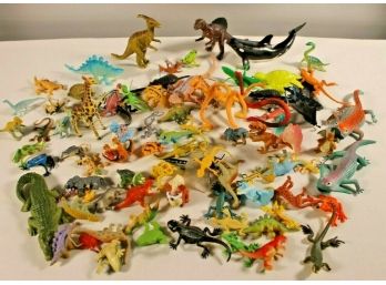Large Lot Of Vintage Plastic Animals With Dinosaurs, Turtles, Lizards, Frogs And Other Animals