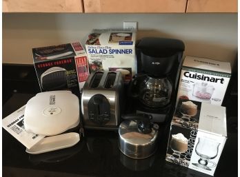 Awesome Like New Kitchen Ware And Appliance Lot