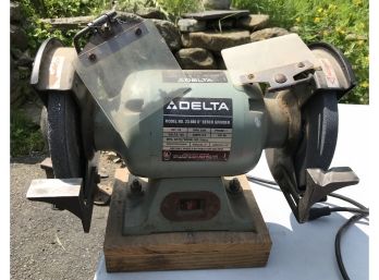 Delta 8' Bench Grinder - Model 23-880