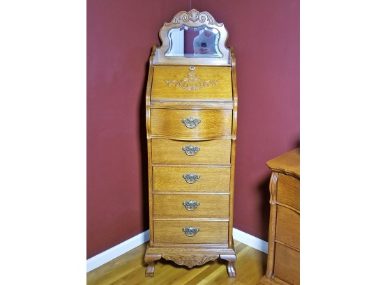 Vintage Lexington Furniture 'Victorian Sampler' Collection Vanity Lingerie Chest