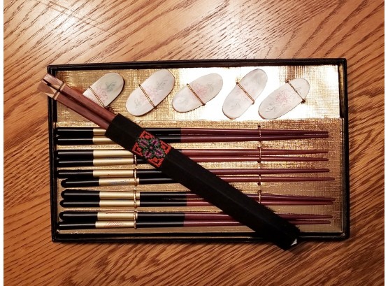 Vintage Fine Wooden Chopsticks & Rest Gift Set + Extra Pair