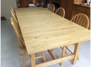 Huge, Gorgeous Solid Wood Table And 6 Chairs