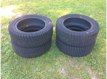 Set Four Studless Winter Tires N3L2812