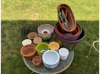 Gardening Pot Lot & Gardening Tools