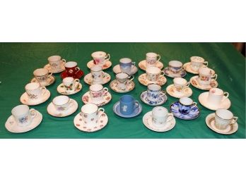 29 Sets Of The Danbury Mint Porcelain Demitasse Assorted Tea Cups & Saucers